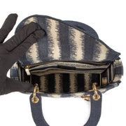 Shop safe online at Labellov in Antwerp, Brussels and Knokke this 100% authentic second hand Christian Dior Blue and Beige Striped Lady D-Lite Top Handle