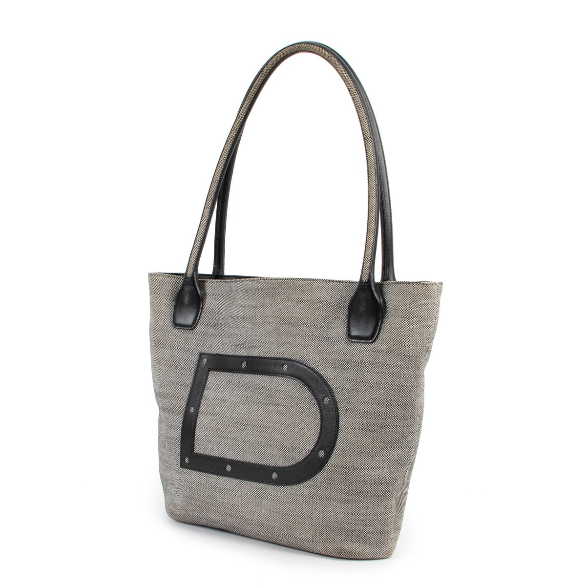 For sale on Labellov 2nd hand shoulder bag by Delvaux