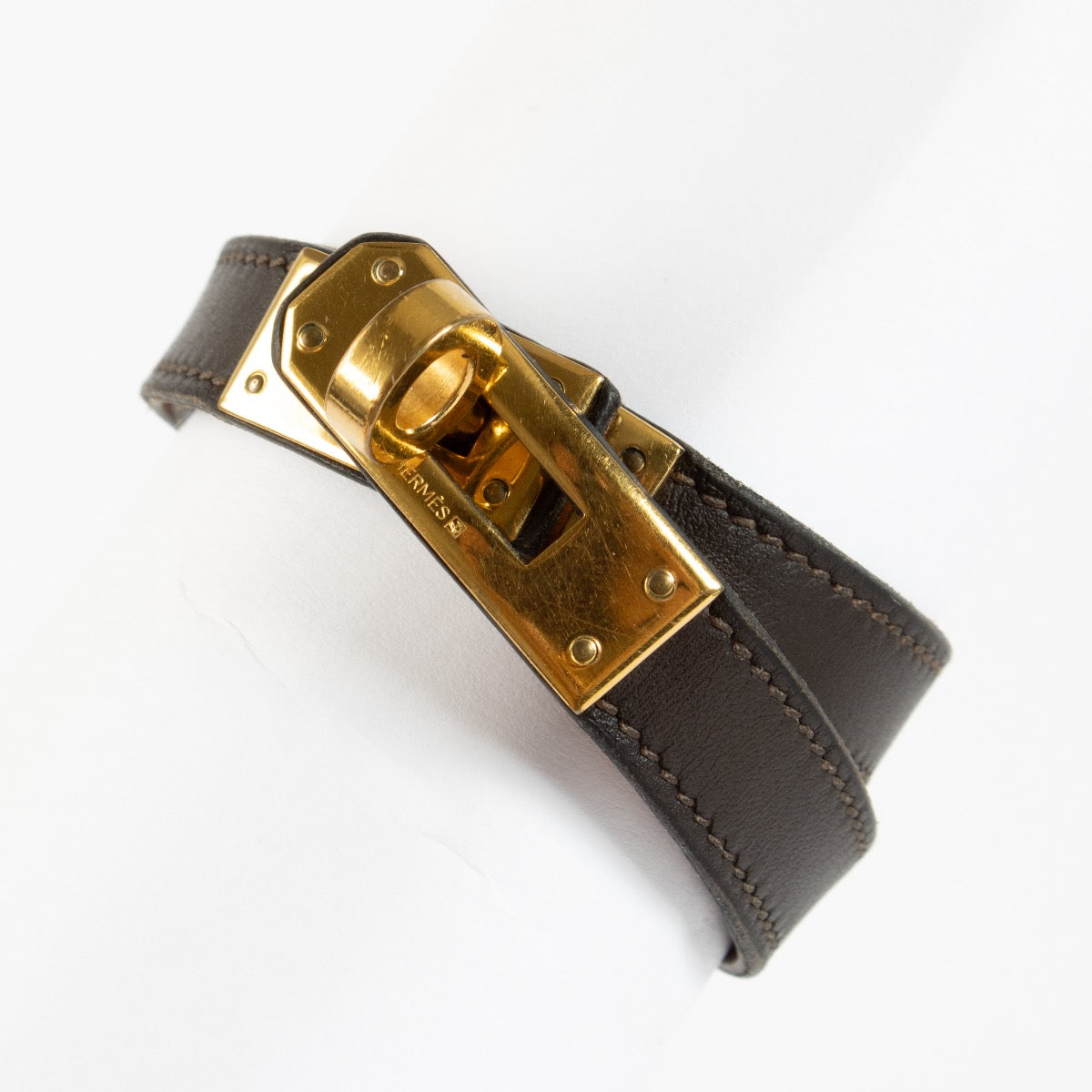 authentic preloved Hermès Kelly Brown Double Tour Bracelet on Labellov.com