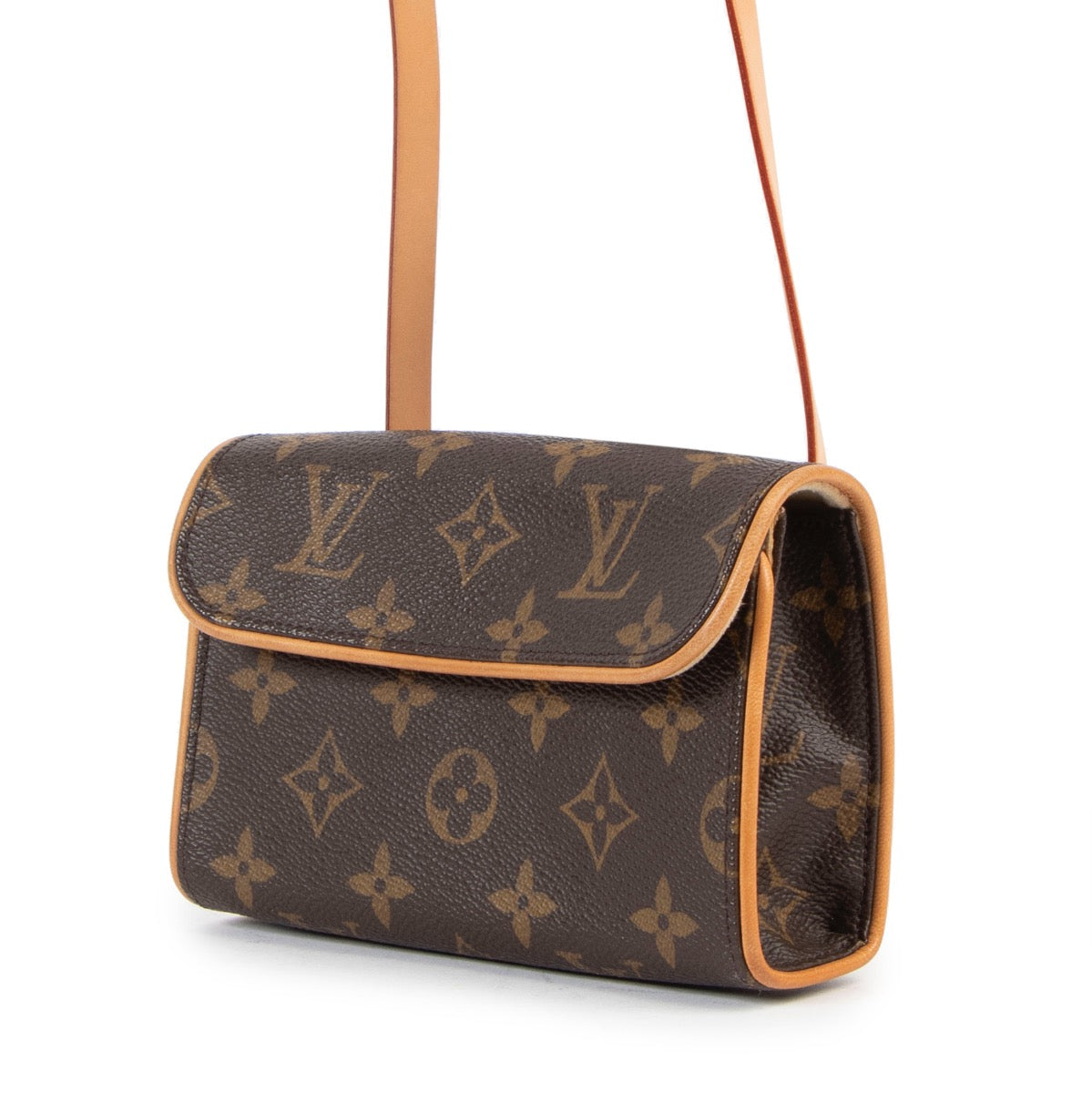 Shop safe online at Labellov in Antwerp this 100% authentic second hand Louis Vuitton Monogram Pochette Florentine Belt Bag