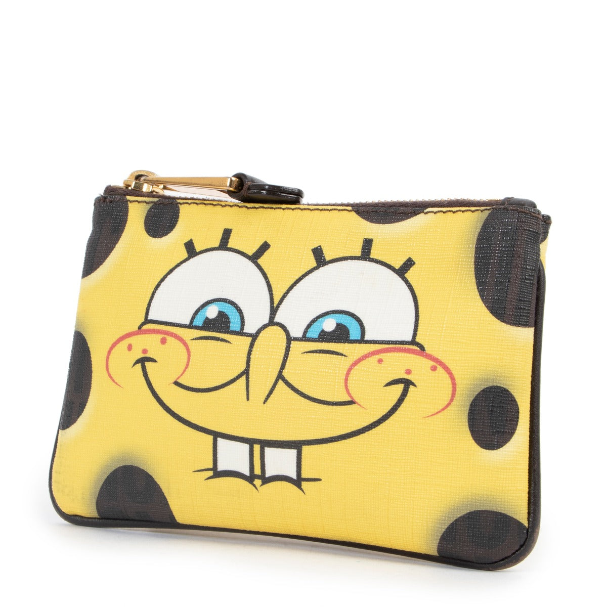 Buy this Moschino SpongeBob Pouch at Labellov online or in store for a reasonable price.