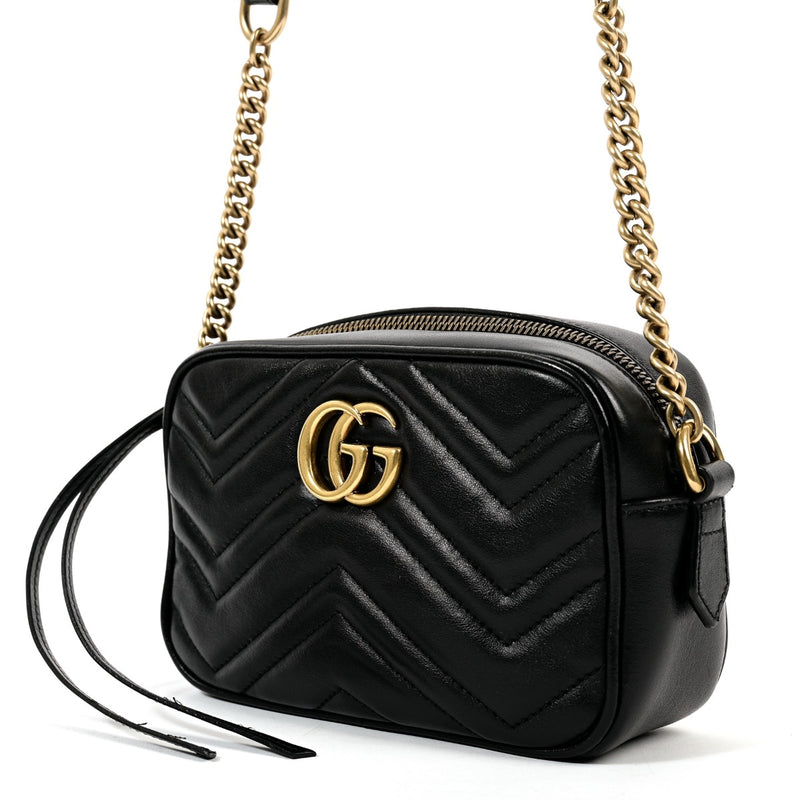 Buy an authentic second-hand Gucci GG Marmont Mini Bag in very good condition at Labellov Antwerp.