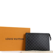 Shop safe online at Labellov in Antwerp, Brussels and Knokke this 100% authentic second hand Louis Vuitton Damier Graphite Canvas Pochette Voyage MM
