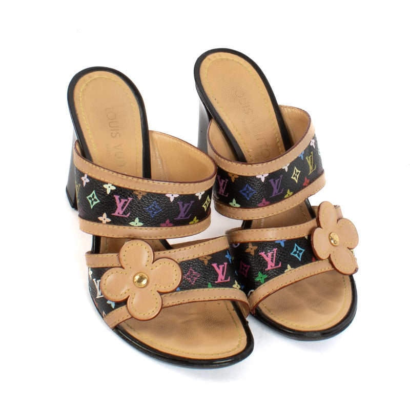 Shop safe online at Labellov in Antwerp, Brussels and Knokke these 100% authentic second hand designer Louis Vuitton Black Murakami Mule Sandals - size 37