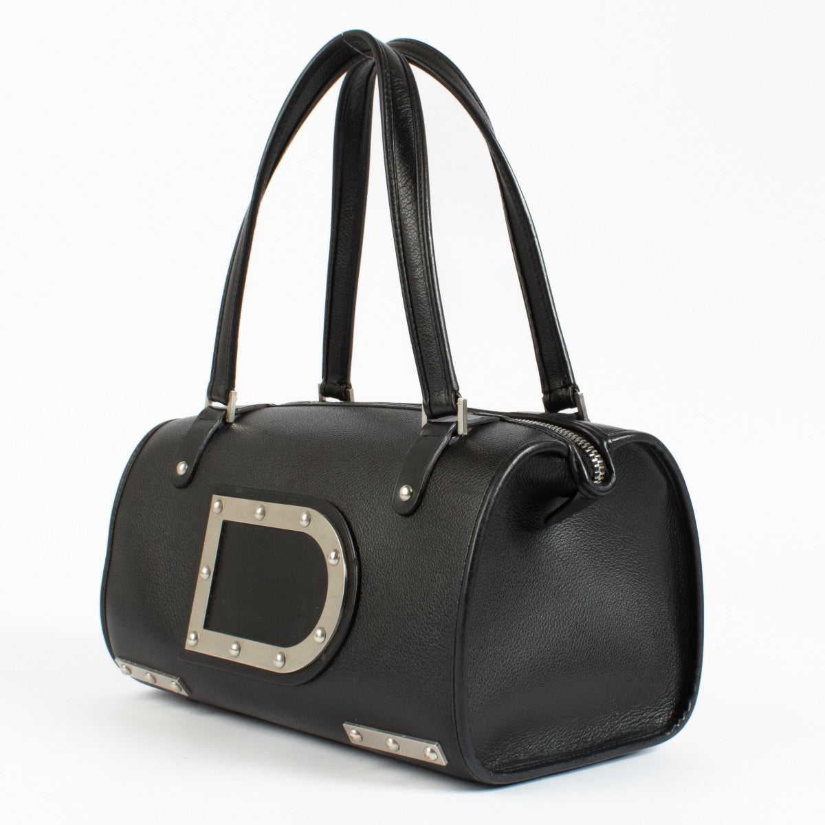 Shop 100% authentic second hand Delvaux Black Astrid MM Bag on Labellov.com