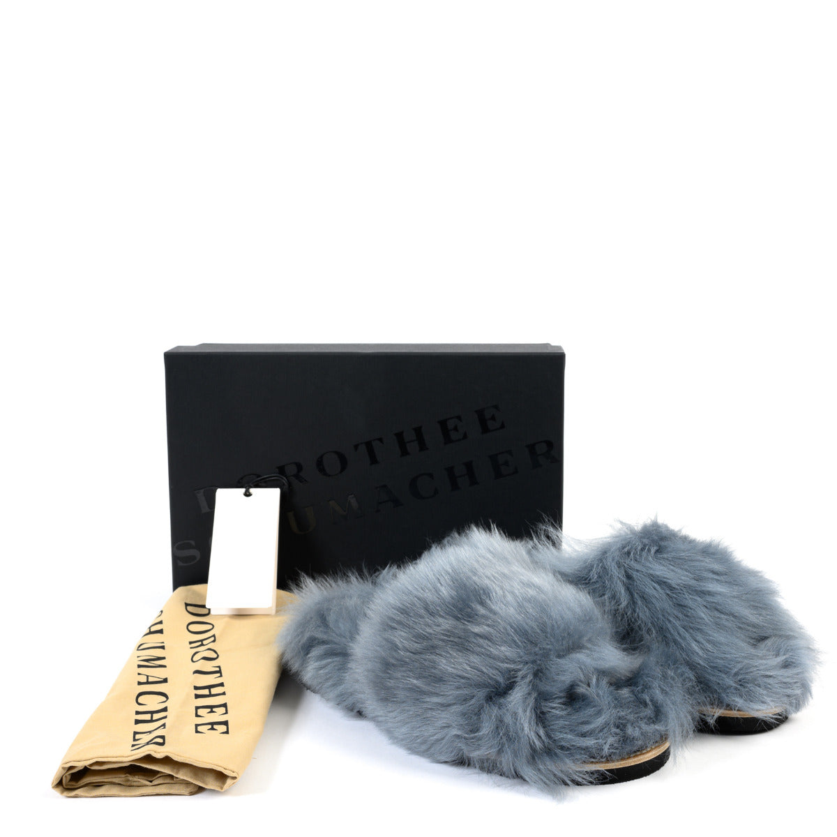 Shop safe online at Labellov in Antwerp these 100% authentic second hand Dorothee Schumacher Blue Furry Slides - Size 39