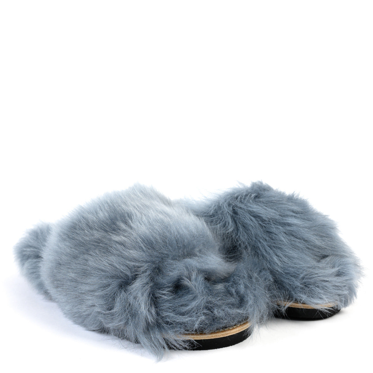 Shop safe online at Labellov in Antwerp these 100% authentic second hand Dorothee Schumacher Blue Furry Slides - Size 39