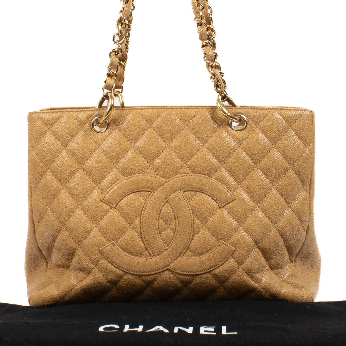 Shop 100% authentic secondhand Chanel Beige GST Bag Shoulder Bag on Labellov.com
