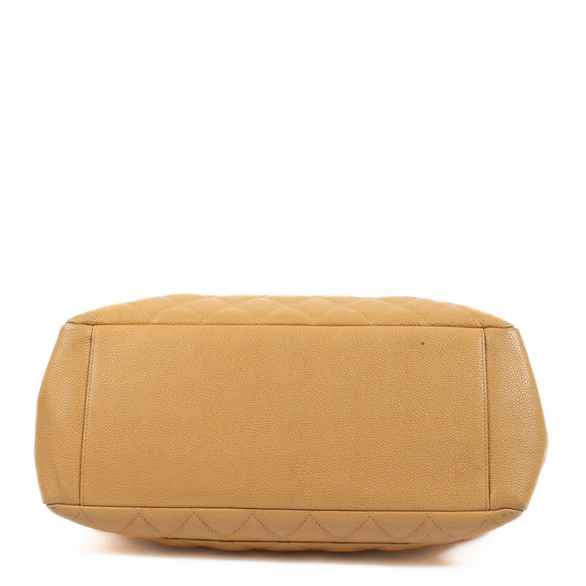 Shop 100% authentic secondhand Chanel Beige GST Bag Shoulder Bag on Labellov.com