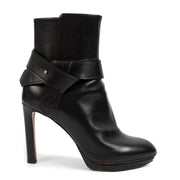 shop 100% authentic second hand Louis Vuitton Black Belted Ankle Boots - Size 39 on Labellov.com