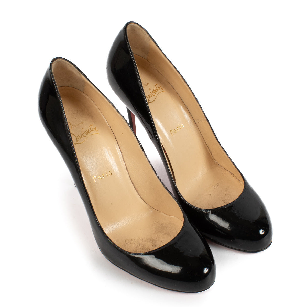 Christian Louboutin Patent Black Almond Pumps - size 41 aan de beste prijs bij Labellov tweedehands luxe in Antwerpen en Knokke