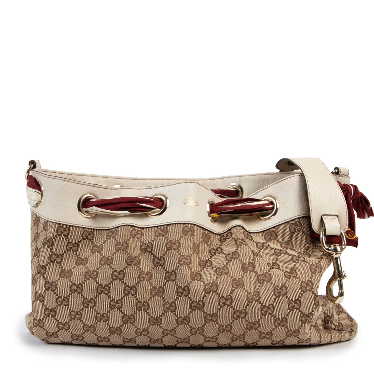 Shop safe online 100% authentic second hand Gucci Monogram Silk Scarf Positano Shoulder Bag in very good condition at the right price at labellov in Antwerp.
