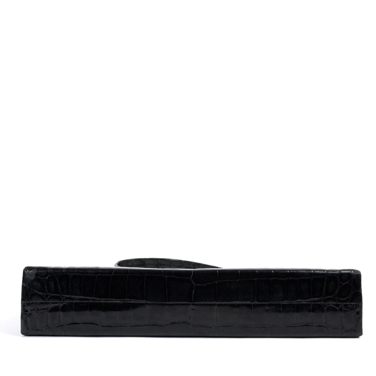 Shop safe online at Labellov in Antwerp this 100% authentic second hand Delvaux Black Croco Top Handle