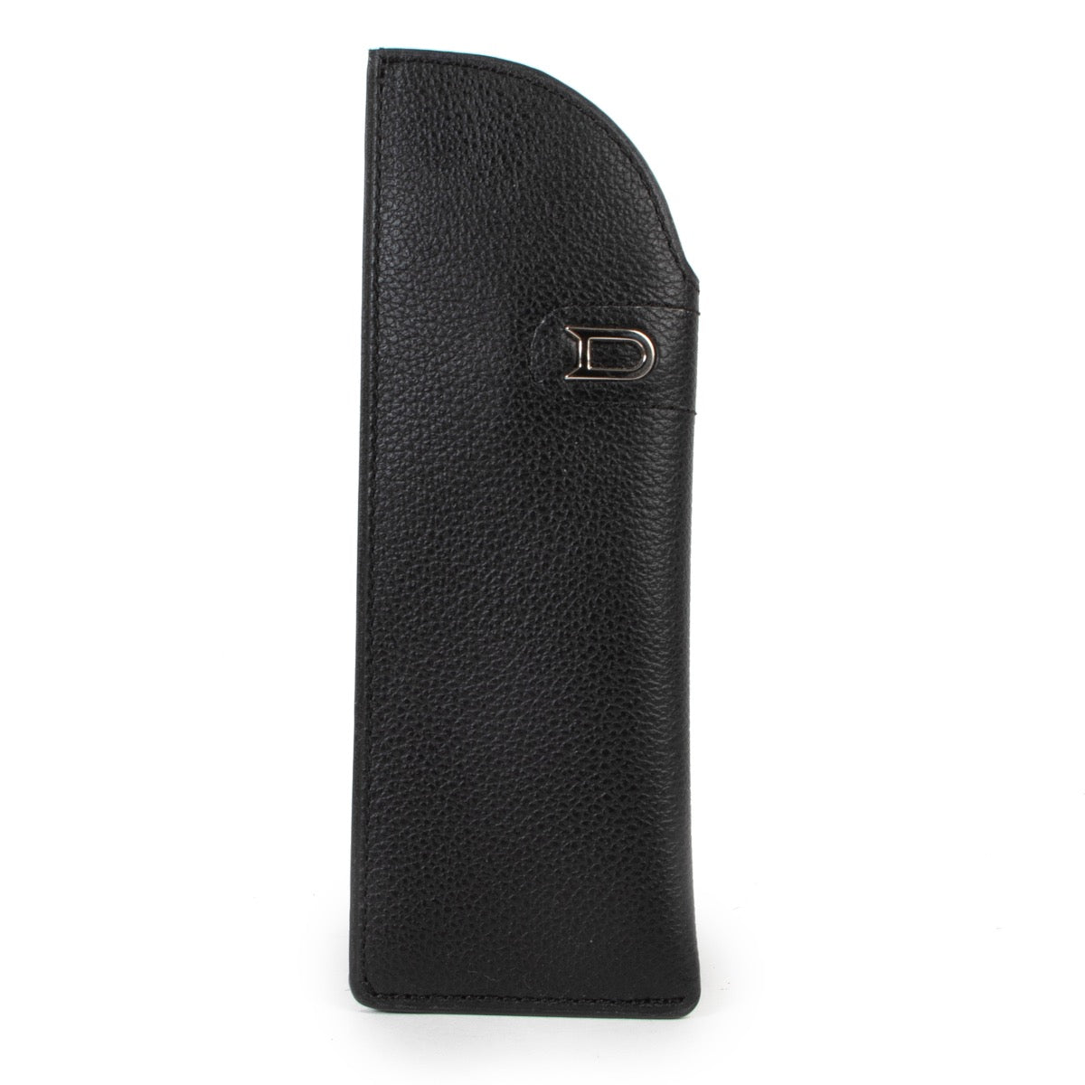 Get this Delvaux Monocle Jumping Noir Glasses Case now online or in store at Labellov Luxury in very good condition and for a reasonable price.