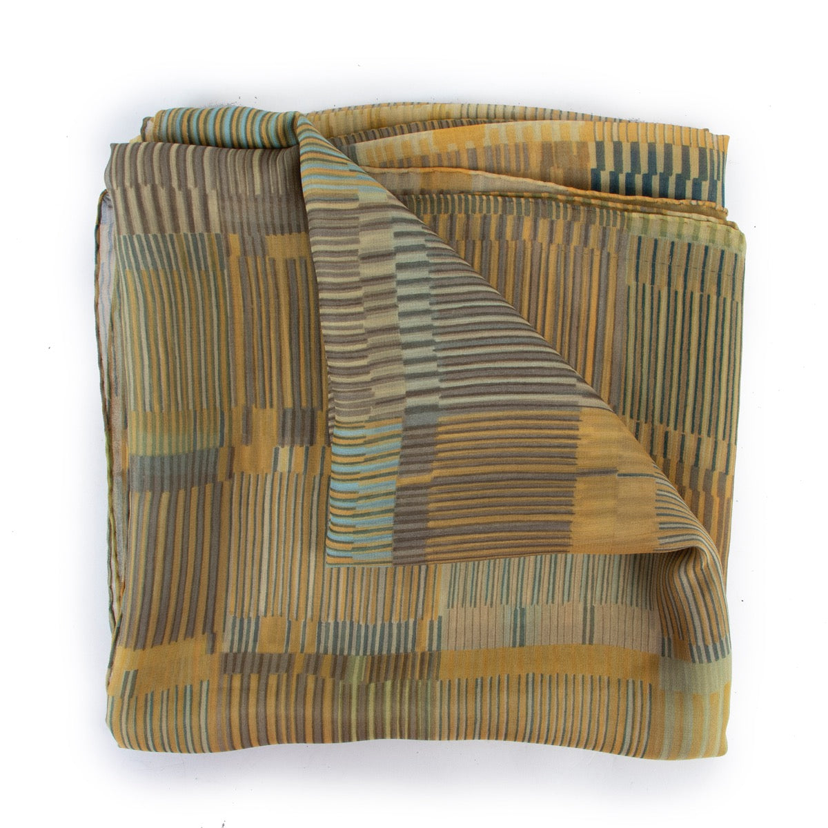 Buy this Delvaux Yellow Multicolor Scarf online or in store at our showroom in Antwerp. buy and sell your designer items for a reasonable price.