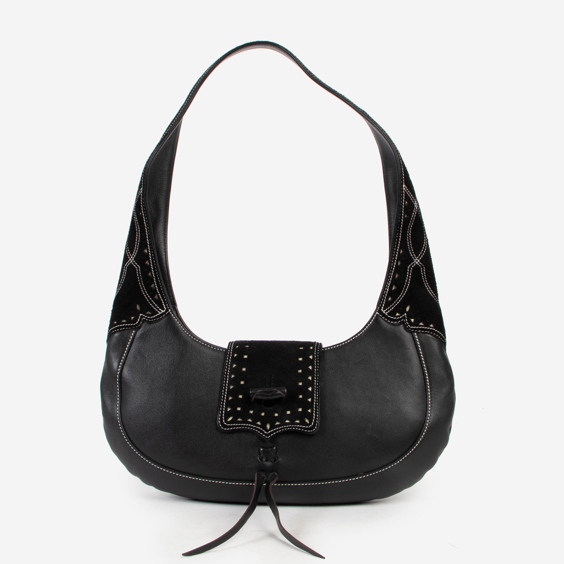 Shop safe online 100% authentic second hand Loewe Black Leather Shoulder Bag in very good condition at the right price at Labellov in Antwerp.