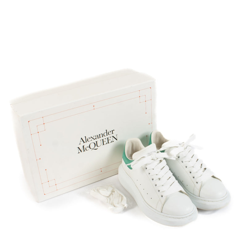 Shop 100% authentic Alexander McQueen White/green sneaker - size 40 at Labellov.com.