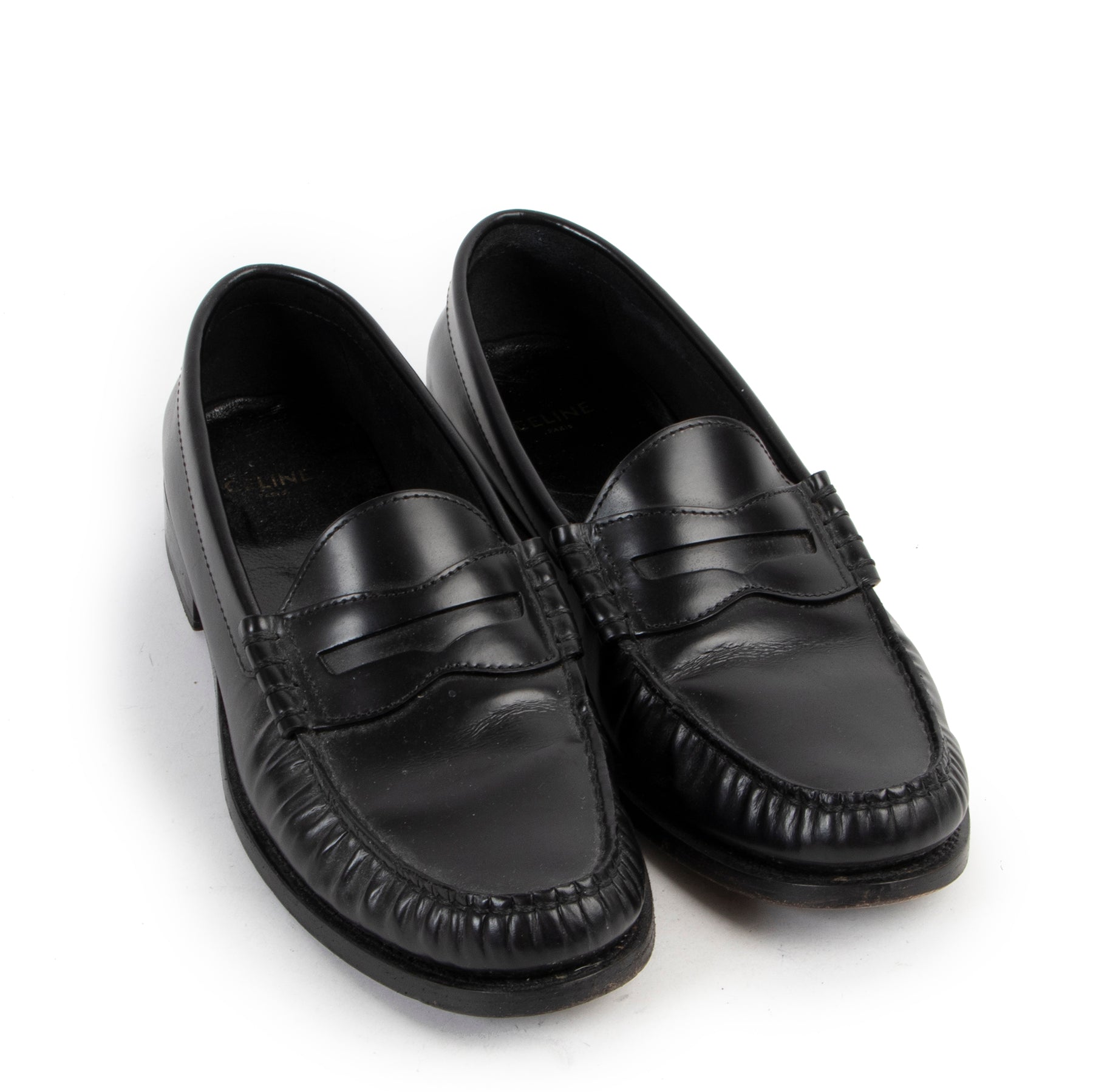 Shop safe online 100% authentic second hand Celine Black Leather Flats - Size 38,5 at Labellov in Antwerp.
