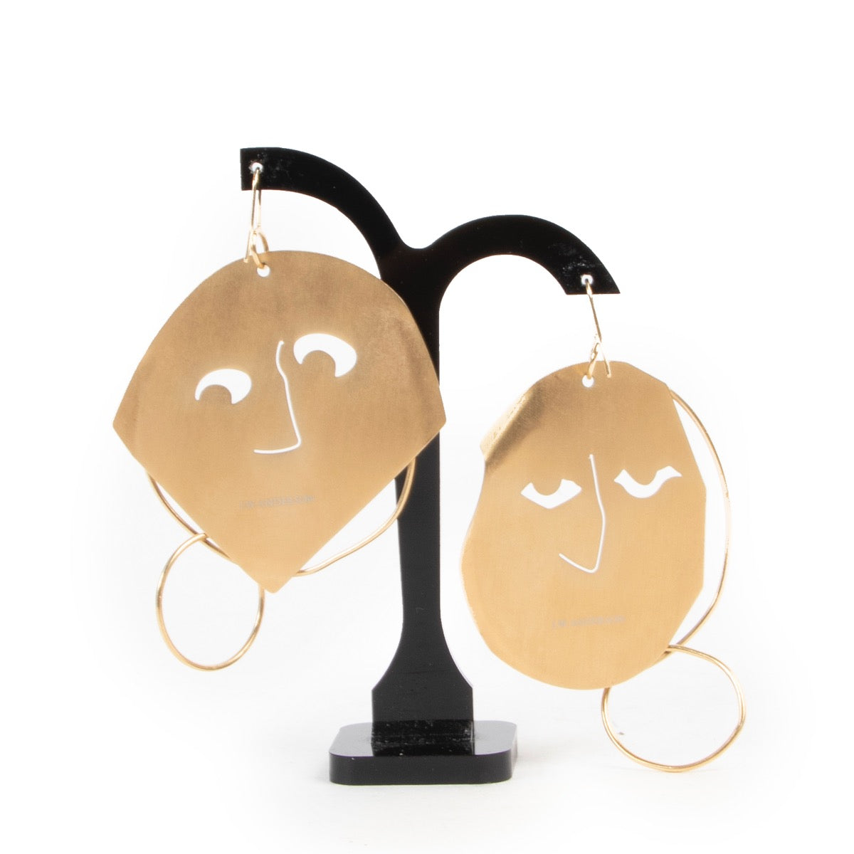 Shop safe online 100% authentic second hand JW Anderson Gold Face Earrings in very good condition at Labellov in Antwerp.