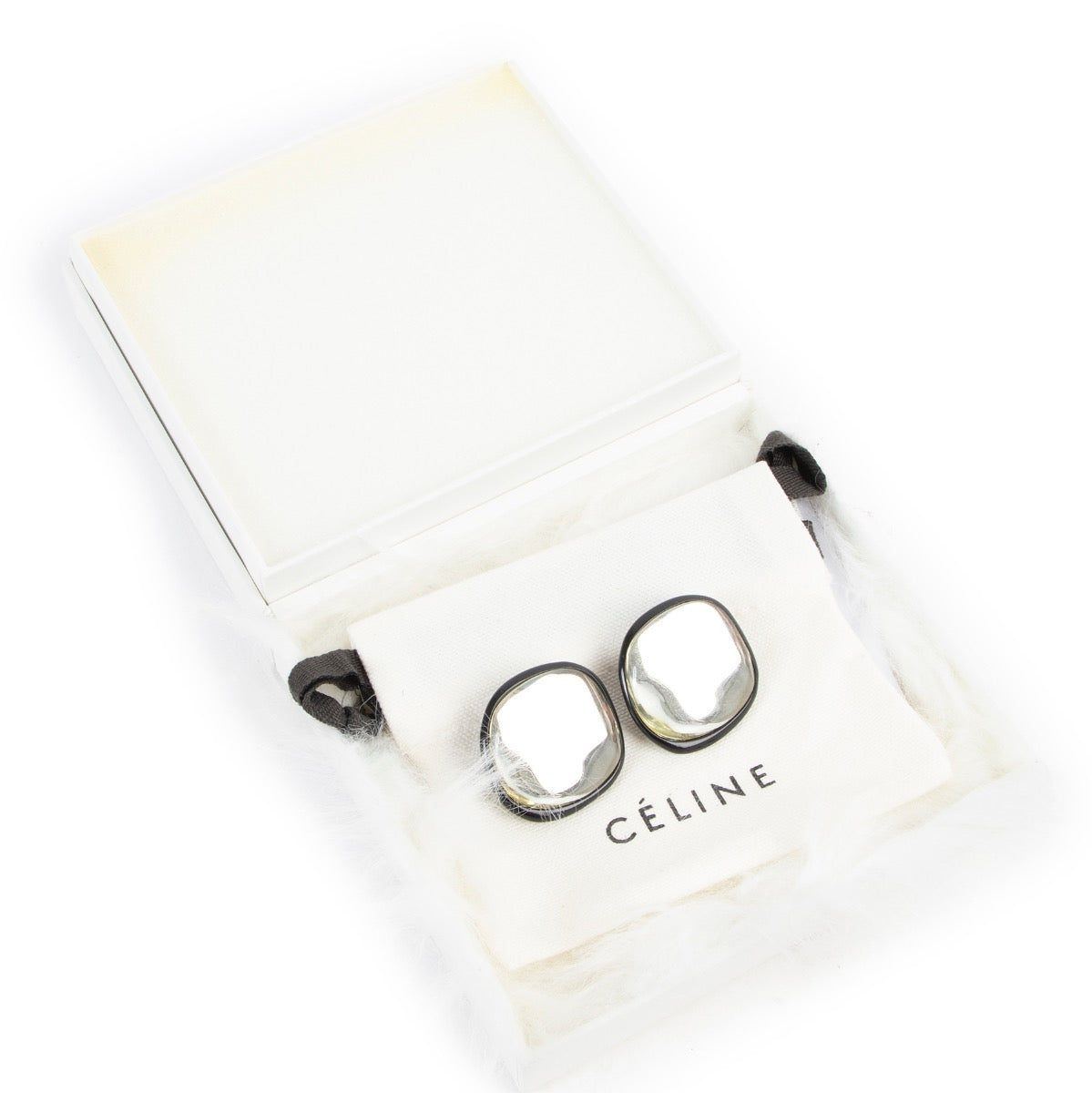 Shops safe online 100% authentic second hand Celine Silver Earrings in very good condition at Labellov in Antwerp.