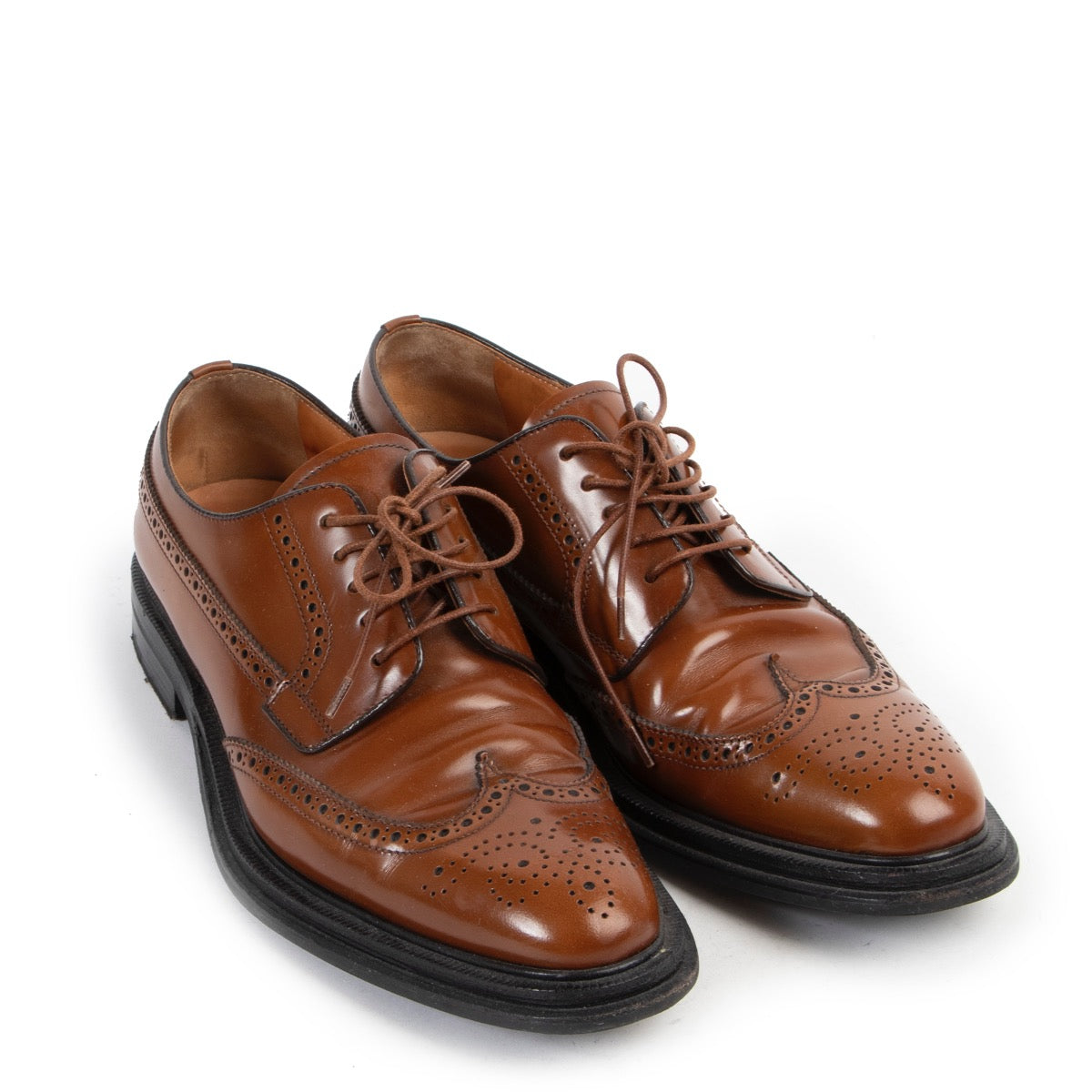 Shop safe online 100% authentic second hand Church's Brown Oxford Brogue Lace-up Flats - Size 38 at Labellov in Antwerp.