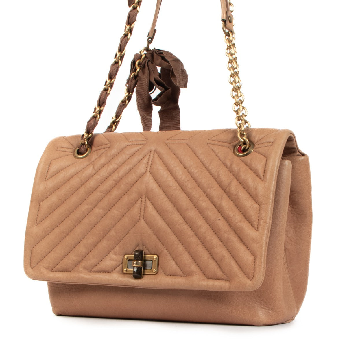 Lanvin quilted shoulder bag for the best price at Labellov secondhand luxury in Antwerp