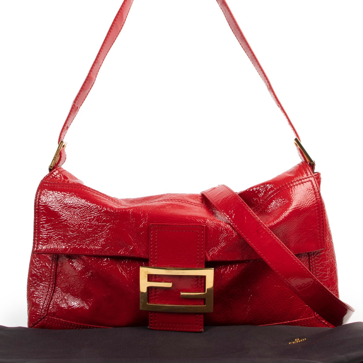 Shop safe online 100% authentic second hand Fendi Red Patent Leather Large Baguette Shoulder Bag in very good condition at the right price at Labellov in Antwerp.