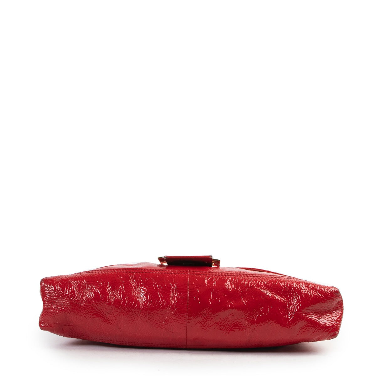 Shop safe online 100% authentic second hand Fendi Red Patent Leather Large Baguette Shoulder Bag in very good condition at the right price at Labellov in Antwerp.
