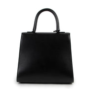 Get this Delvaux L'Humour MM Box Calf Ceci N'est Pas Un Delvaux now at Labellov. Secondhand Delvaux Brillant in very good condition and for a reasonable price.