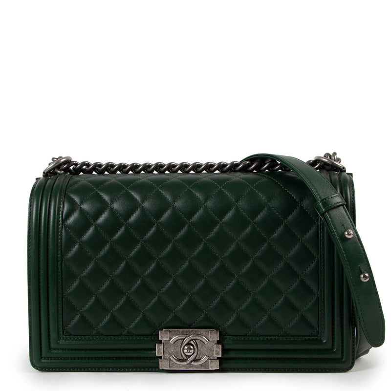 Chanel Green New Medium Boy Bag for the best price at Labellov secondhand luxury in Antwerp Belgium.
