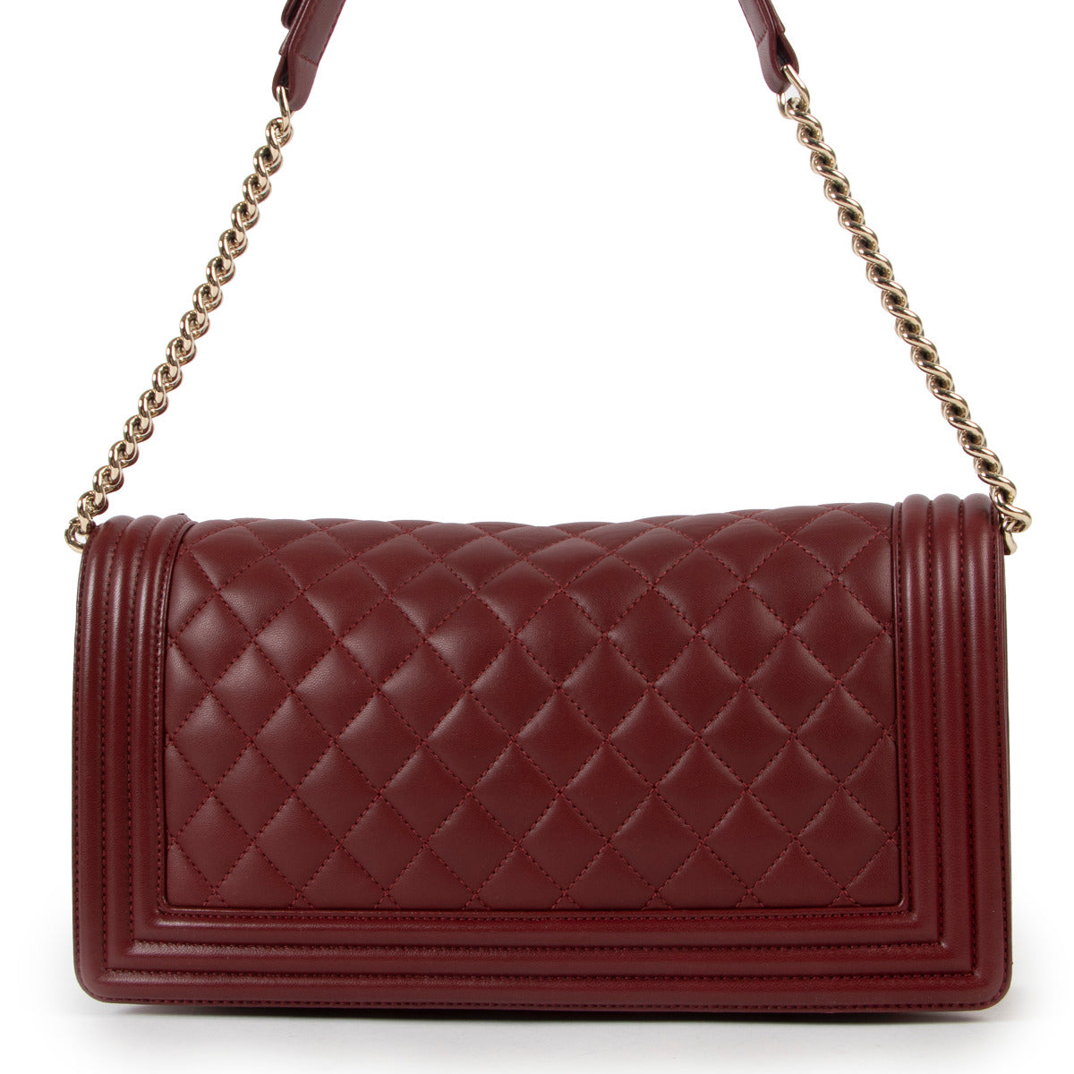Pochette Boy Chanel en cuir de veau bordeaux