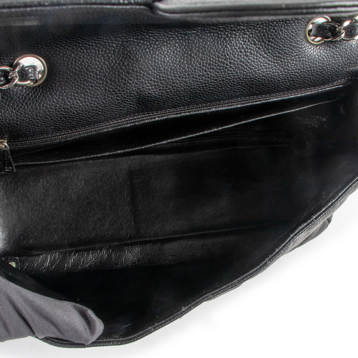 shop authentic second hand designer vintage luxury chanel classic flap bag at Labellov