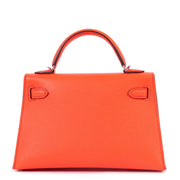Koop tweedehandse hermes kelly handtas bij Labellov op www.labellov.com