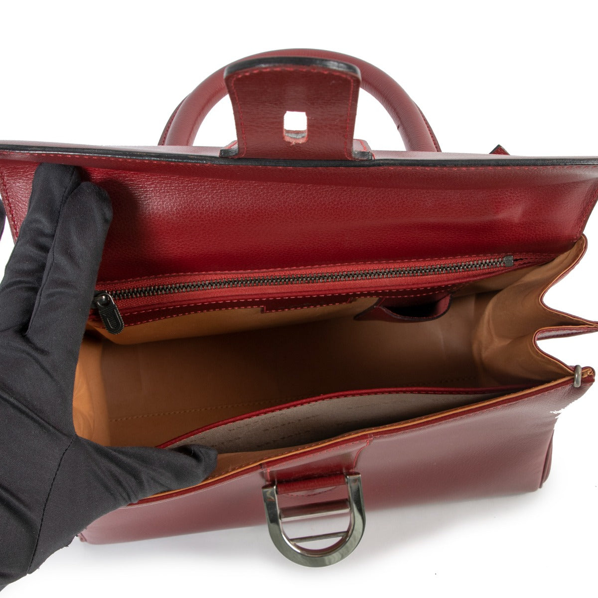 Shop now for your pre-loved, 100% authentic Delvaux luxury designer vintage bags, at Labellov.