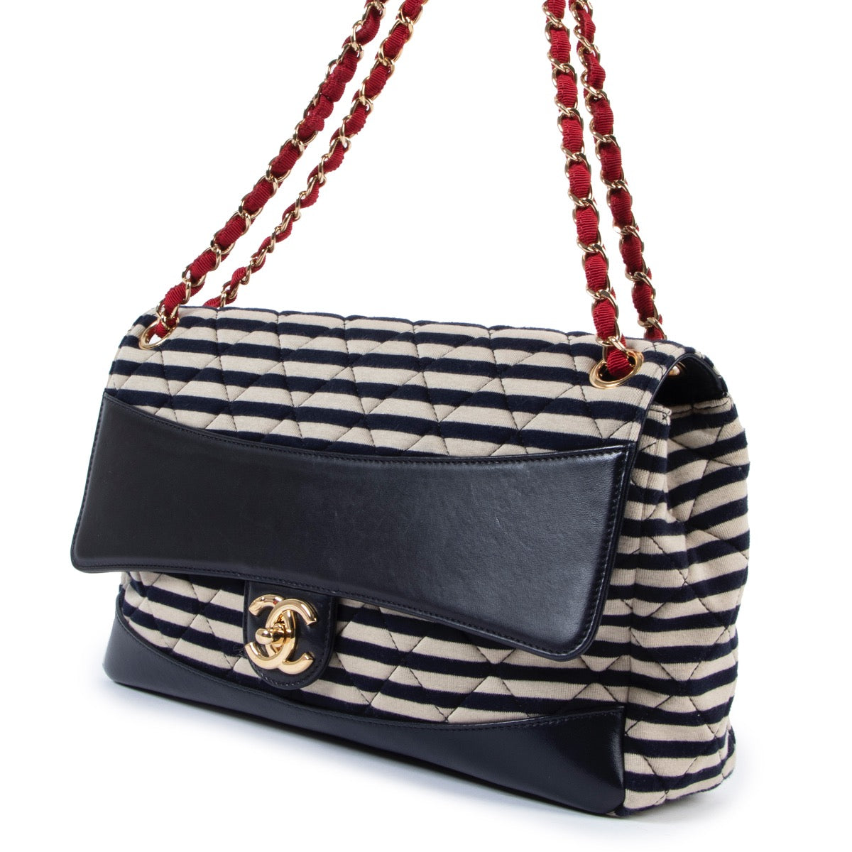 acheter en ligne seconde main Chanel Striped Quilted Jersey Fabric & Navy Lambskin Coco Sailor Jumbo Classic Single Flap Bag. shop safe online Chanel Striped Quilted Jersey Fabric & Navy Lambskin Coco Sailor Jumbo Classic Single Flap Bag.