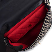 acheter en ligne seconde main Chanel Striped Quilted Jersey Fabric & Navy Lambskin Coco Sailor Jumbo Classic Single Flap Bag. shop safe online Chanel Striped Quilted Jersey Fabric & Navy Lambskin Coco Sailor Jumbo Classic Single Flap Bag.