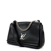 Shop safe online at Labellov in Antwerp this 100% authentic second hand Louis Vuitton Black Lock Me Chain Bag