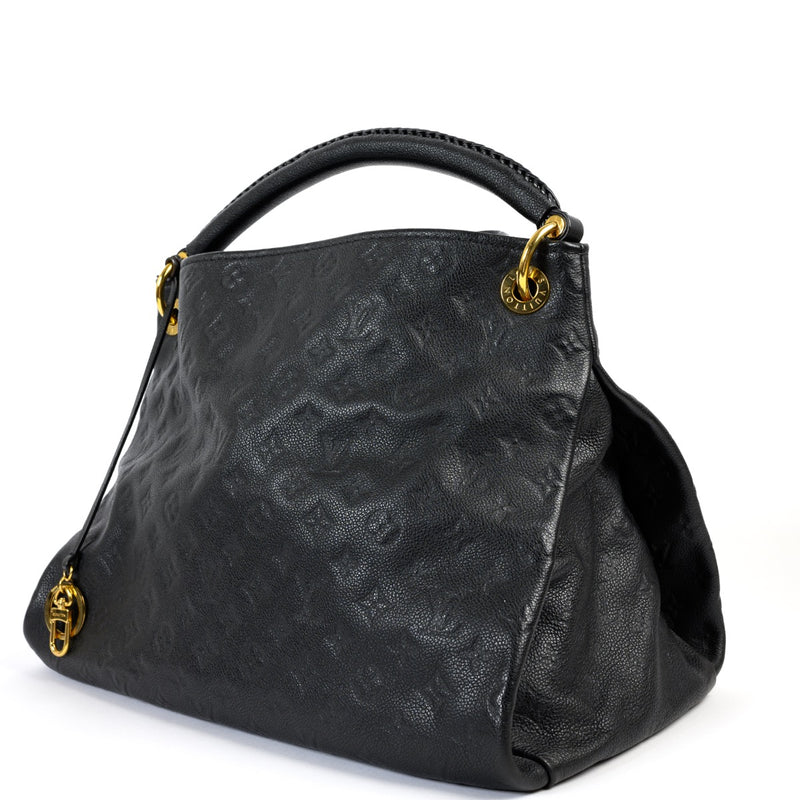 Shop safe online at Labellov in Antwerp this 100% authentic Louis Vuitton Artsy MM Black Monogram Empreinte Leather