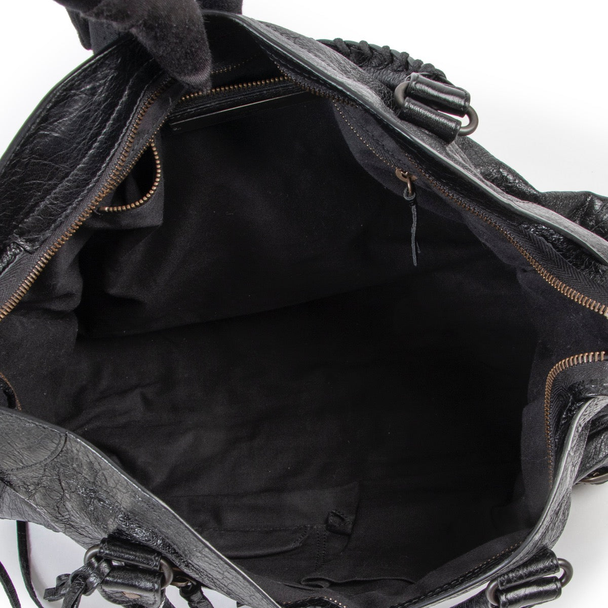 Buy an 100% authentic second hand Balenciaga black Classic Arena City bag at Labellov