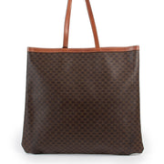 Buy an 100 authentic second hand Celine Triomphe monogram tote bag at Labellov