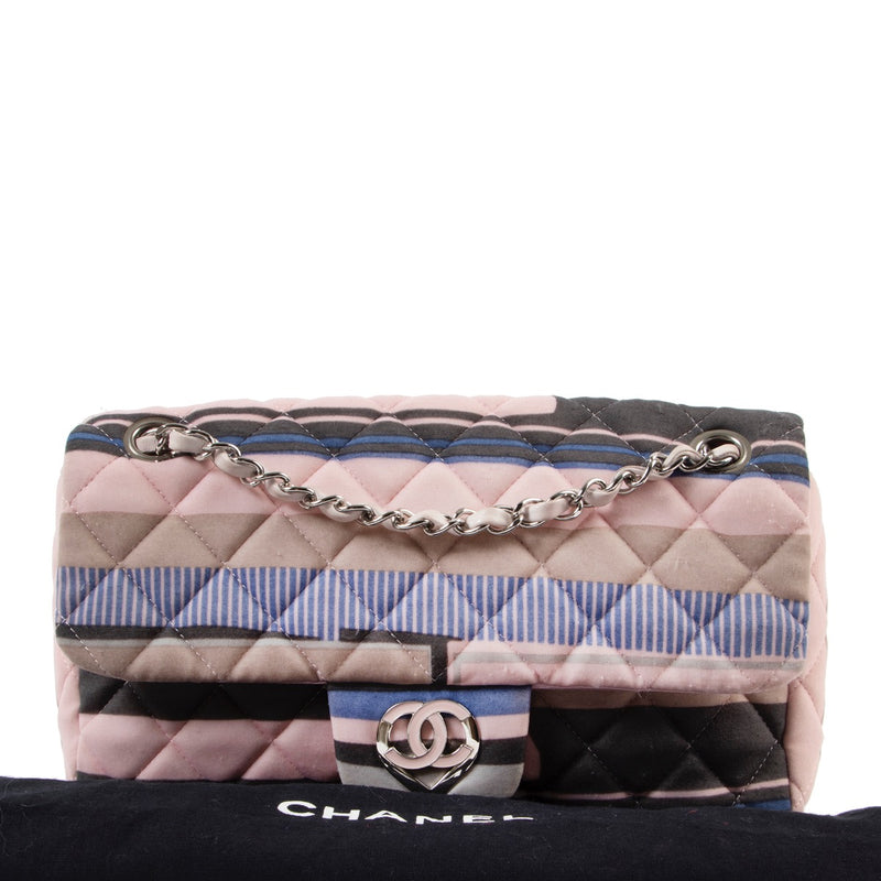 buy authentic second hand Chanel Cruise 2009 CC Heart Printed Jersey Medium Flap Bag at Labellov for the best price