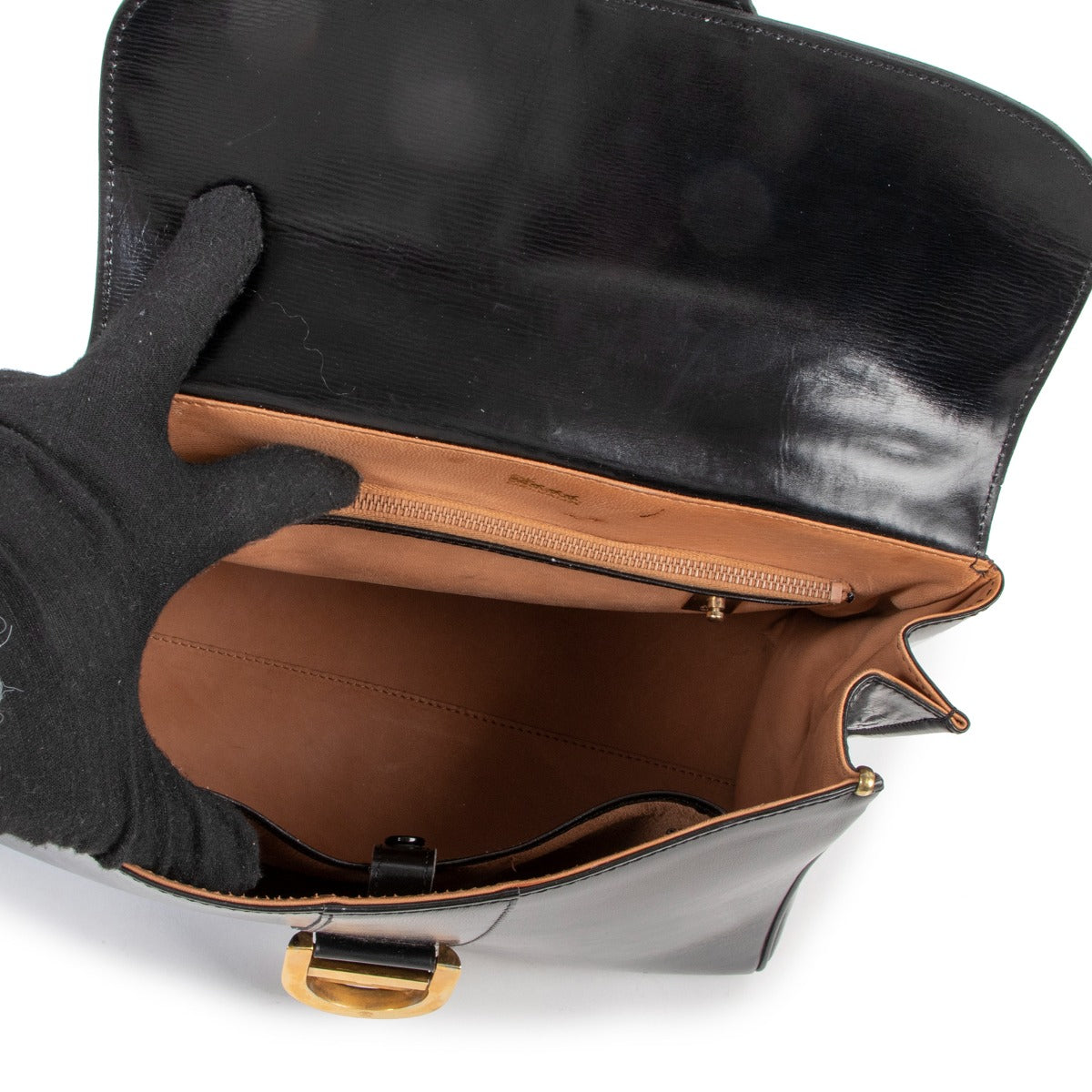 Shop authentic second hand vintage Delvaux Brillant MM at Labellov