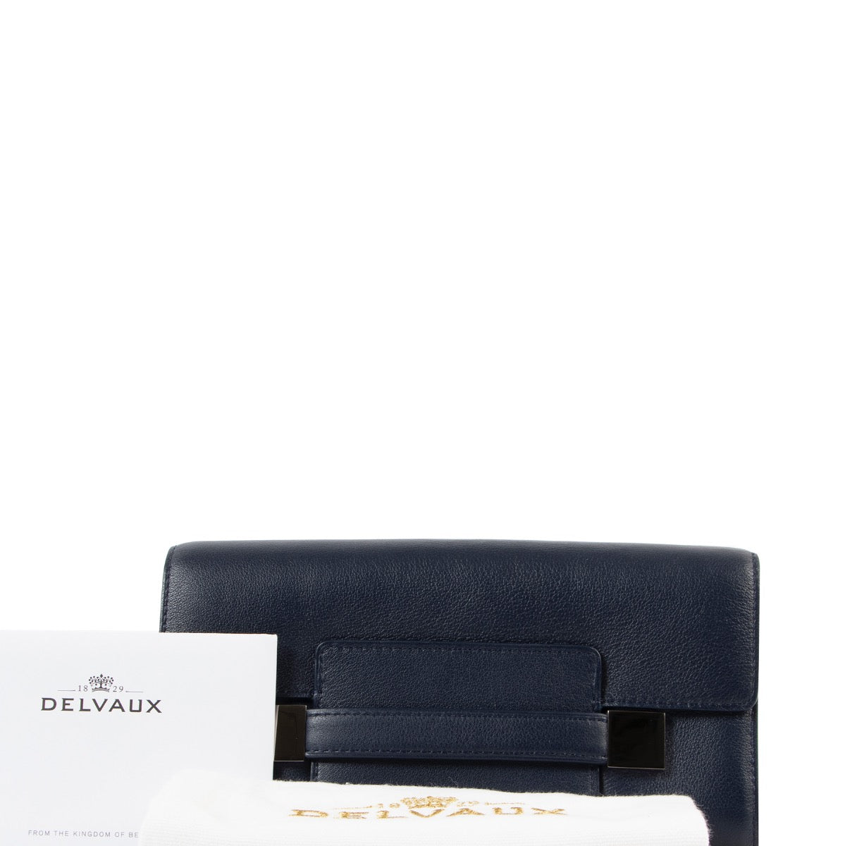 Shop and sell authentic second hand Delvaux Madame Navy Long Wallet at Labellov for the best price