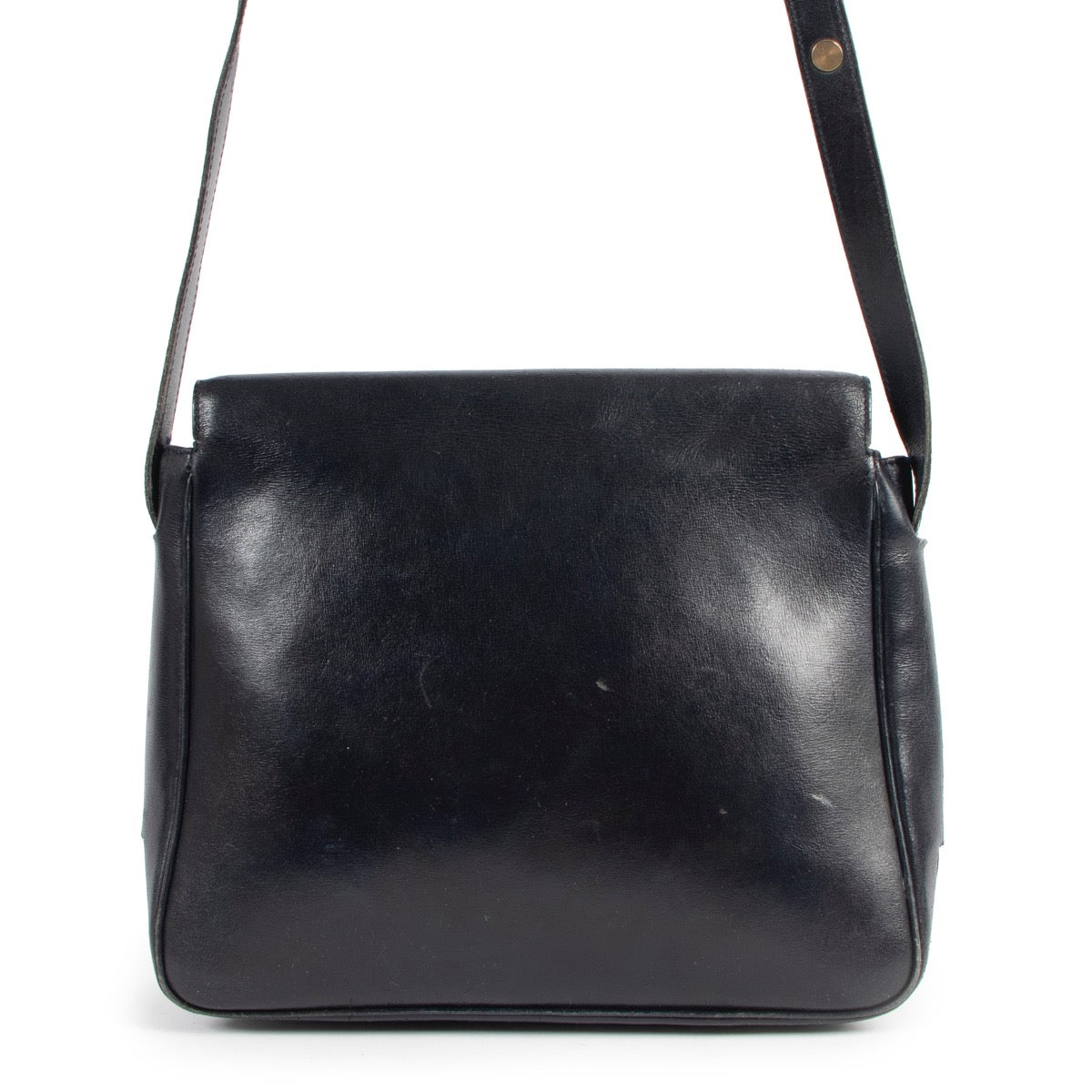 shop 100% authentic second hand Delvaux bags at www.labellov.com