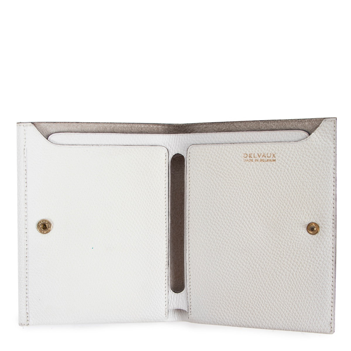 buy a 100% authentic second hand Delvaux White Leather Wallet at www.Labellov.com