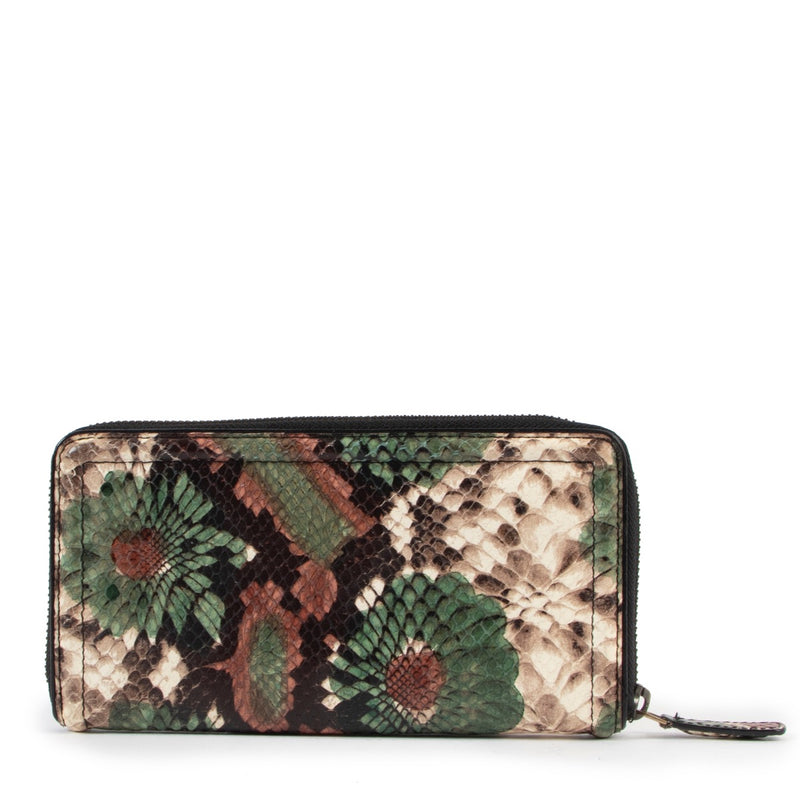 Buy an authentic second hand Dries Van Noten multicolor leather wallet at Labellov
