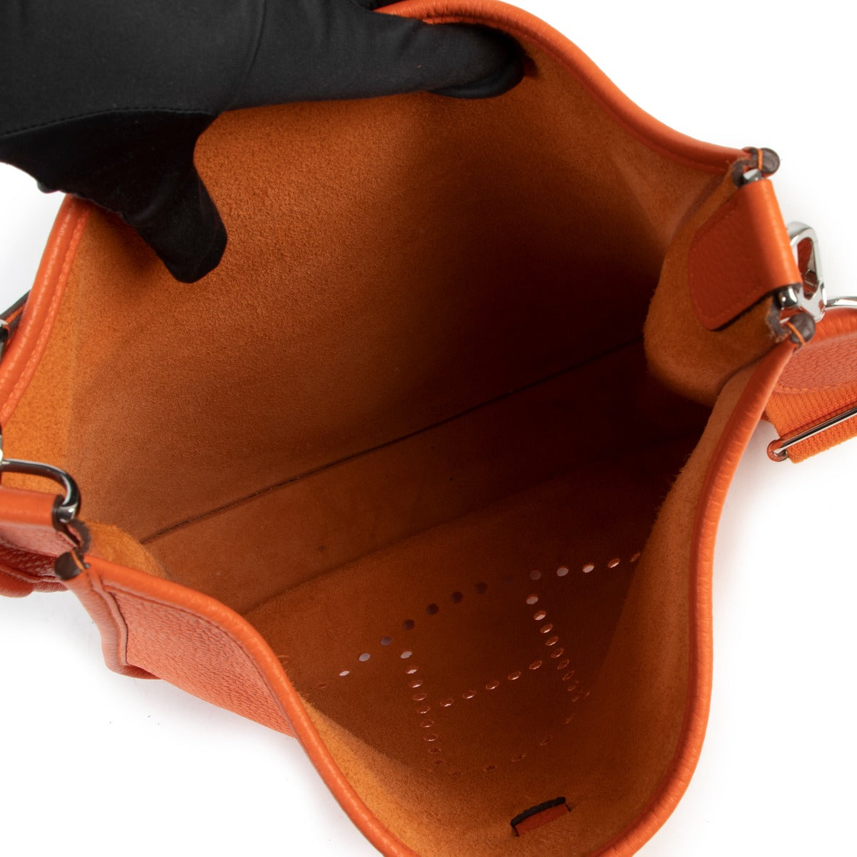 second hand authentic Hermès Evelyne III 33 Feu Taurillon Clemence at labellov.com