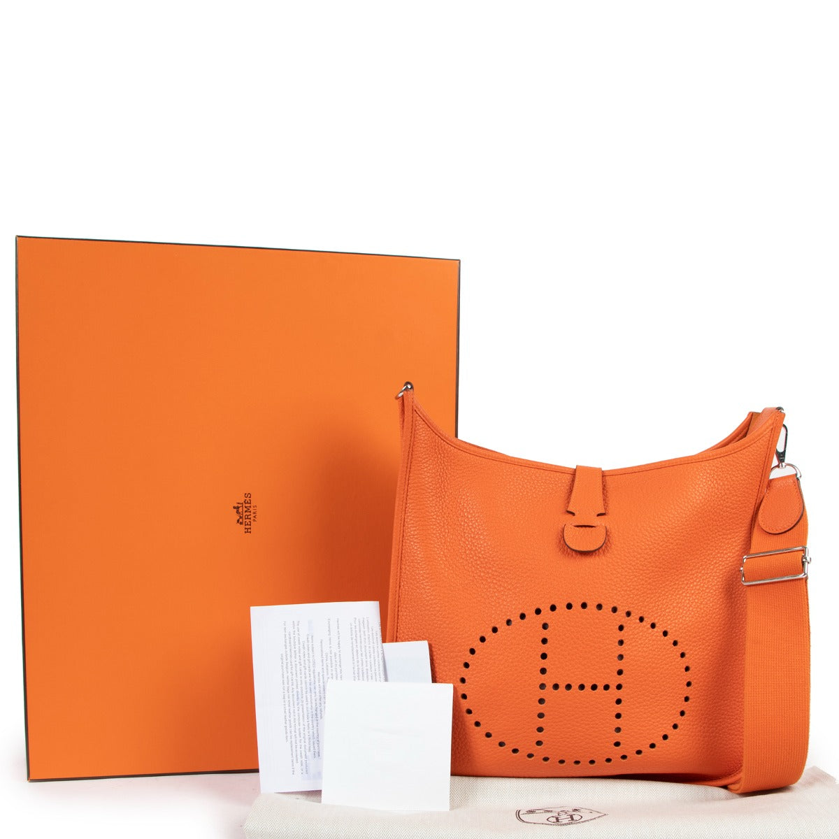 Hermès Evelyne III 33 Feu Taurillon Clemence Palladium Hardware