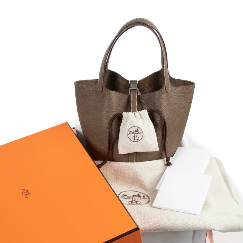 Buy authentic second hand luxury designer Hermès Picotin 22 Lock Etoupe Taurillon Clémence PHW at Labellov.
