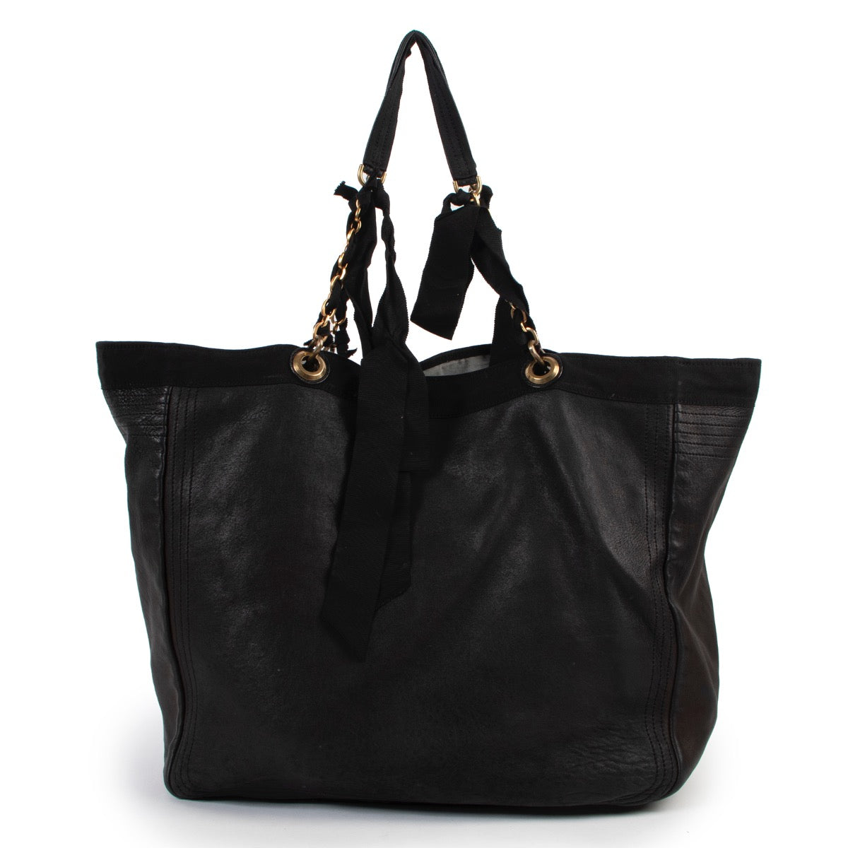 Buy an authentic second hand Lanvin Black Leather Shoulder Bag in very good condition at Labellov